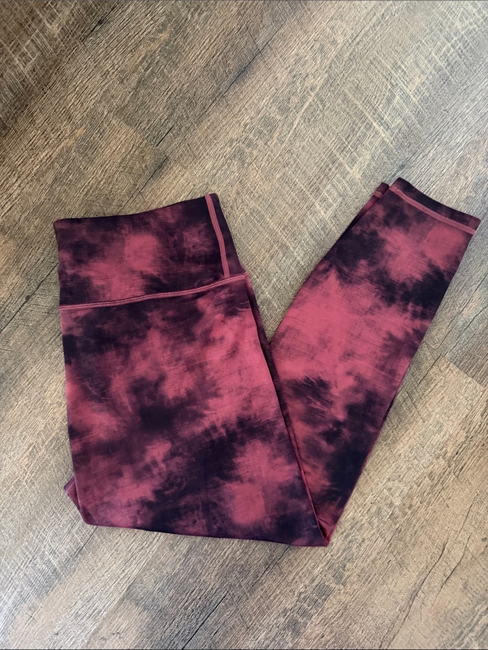 Athleta Elation Ice Dye 7/8 Tight Women’s Size Large